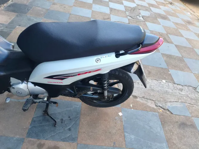Moto biz