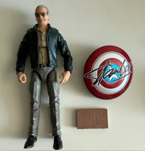 Stan Lee Marvel Legends