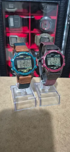 Timex Atlantis cores
