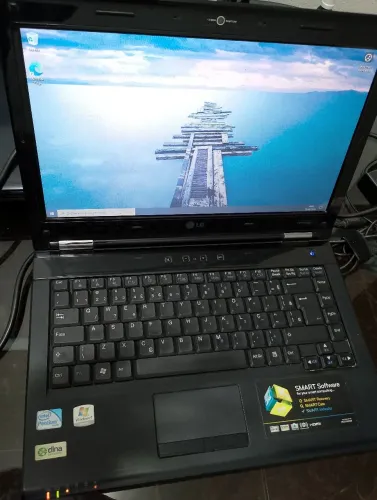 Notebook LG R460 - 2gb RAM funcionando 
