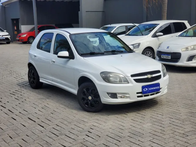 Chevrolet Celta Spirit/ LT 1.0 MPFI 8V Flexp. 5P 2013