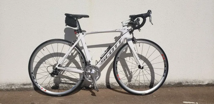 Scott Foil Carbon Shimano 105 Revisada Pneus Novos