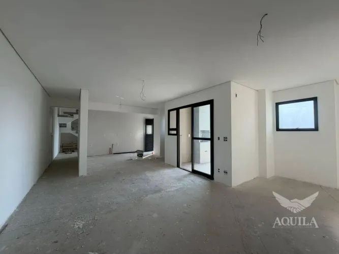 APARTAMENTO DUPLEX 256M² - 4 SUÍTES - 6 VAGAS COBERTAS - 02 DEPÓSITOS - CONDOMÍNIO LE MOND