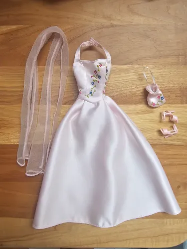Barbie fashion avenue pack rosa