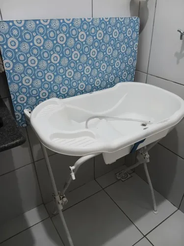 Banheira de bebe com trocador