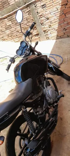 Vendo essa moto R$6.500?