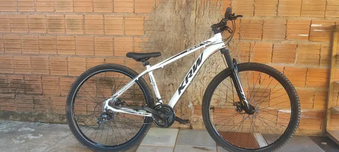 Bicicleta aro 29 KRW 24 VELOCIDADES SEMI NOVA 2 MESES DE USO
