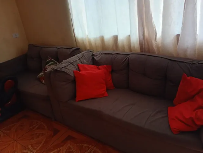 2 Sofás em ótimo estado