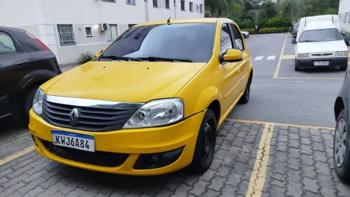 Renault Logan Expression Hi-flex 1.6 8V 4P 2013