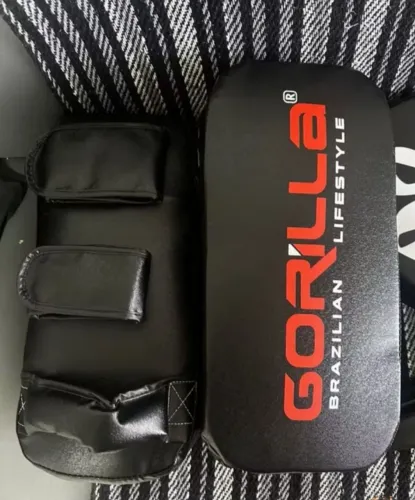 Aparador de chute Gorilla. Entrega grátis