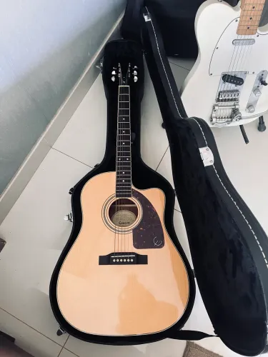 Violão de Aço Epiphone AJ220 com Case rígida