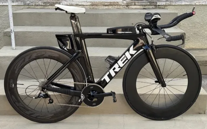 Vende-se: Máquina de Triatlo TREK Speed Concept - Estado de Zero + Rodas de Treino! ?