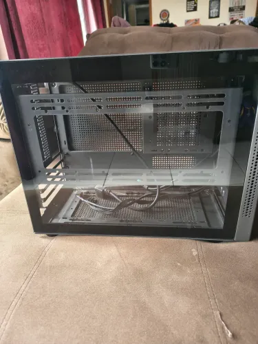 Gabinete ITX HX100 pichau lateral vidro