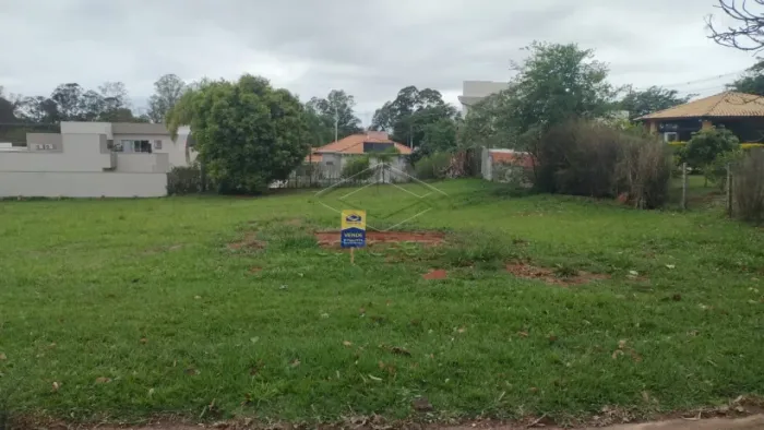 TERRENO RESIDENCIAL LAGUNA PROXIMA A PORTARIA