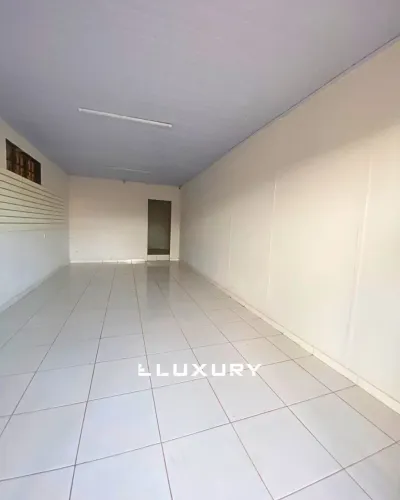 Sala comercial para locação na Avenida Prado
