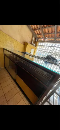 BALCÃO VITRINE GRANDE COM VIDRO (1800,00 CADA) 