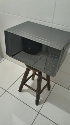 Microondas 20L Midea (muito novo)