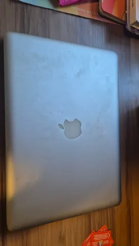 Macbook Pro 2011 - casco