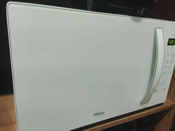 VENDO MICROONDAS PHILCO EM PERFEITO ESTADO