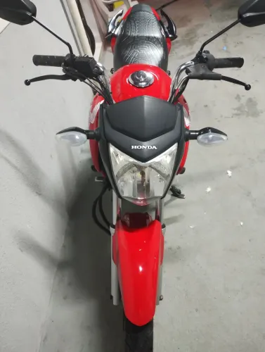 Titan 150