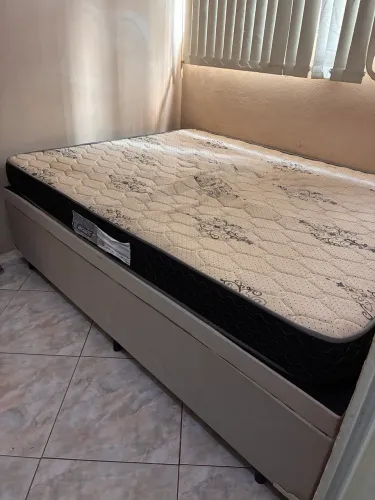cama com baú de casal 