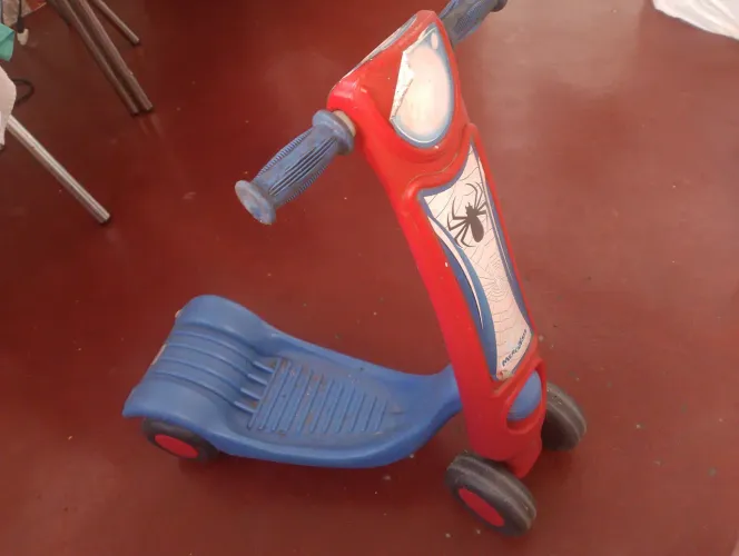 Patinete infantil quatro rodas