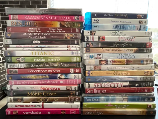 vários Dvdscomedia romântica e romance e Ben Hur