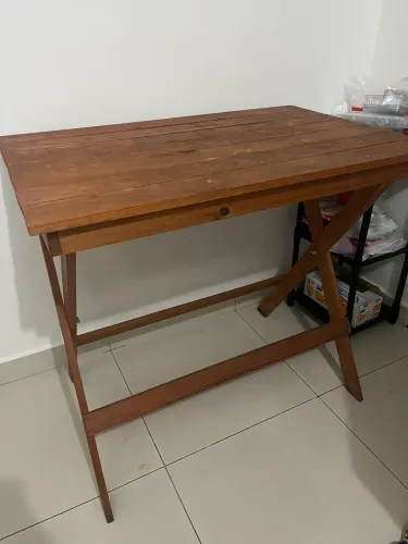 Mesa de madeira 