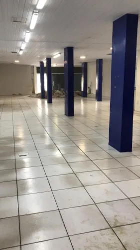 Prédio comercial no São Francisco para venda