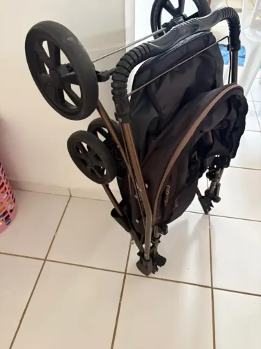 Carrinho de bebê