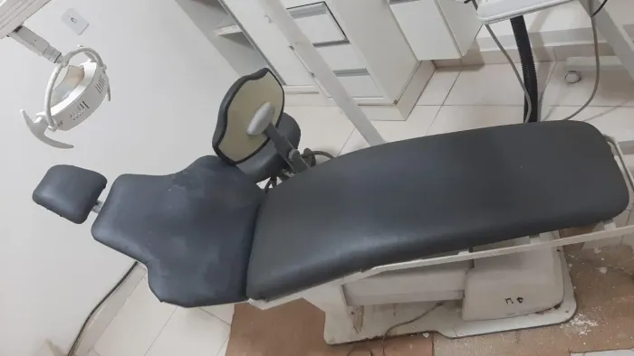 Cadeira Odontológica para Reforma - Ideal para Estúdios de Tattoo e Estética