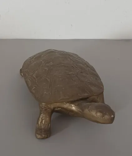 Escultura de bronze - 15,5 x 8,5 x 4 cm