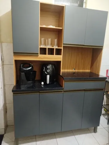 Armário semi novo