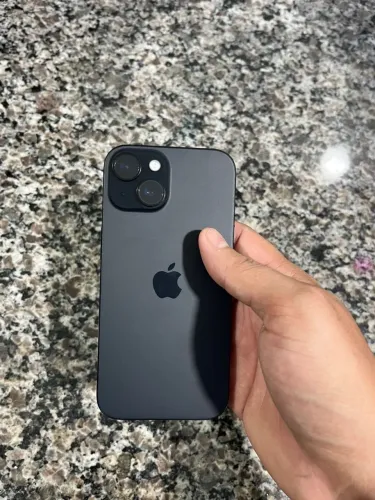 iPhone 15 256GB