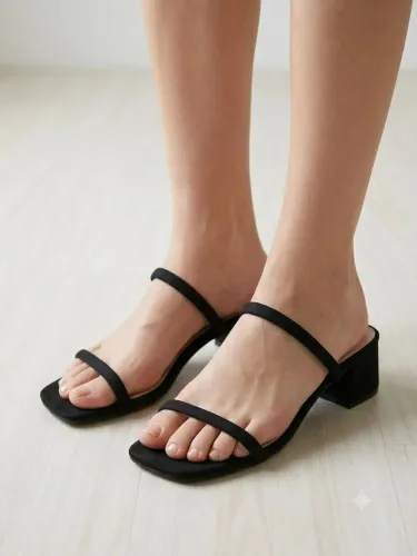 Tamanco feminino PENÉLOPE preto<br>?Tam 36<br>?45,00