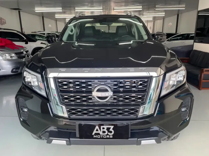 Nissan Frontier XE CD 4X4 2.3 Bi-TB Diesel Aut. 2024