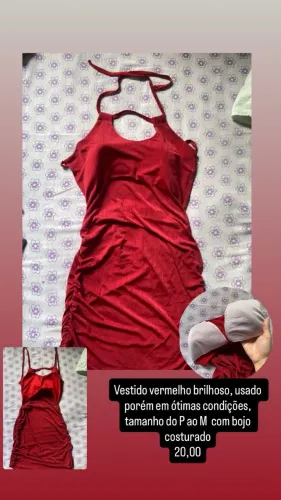 Vestido vermelho brilhoso