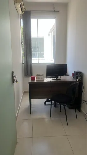 Móveis para escola e escritório, mesas cadeiras, bebedouro 
