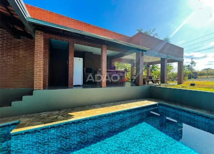 Chácara de 240m2 4 suítes em lote de 1.500m2 no Terra Santa Galiléia Trindade Goiás
