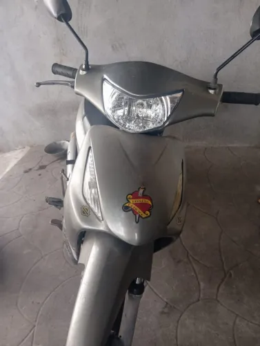 Vende troca carro