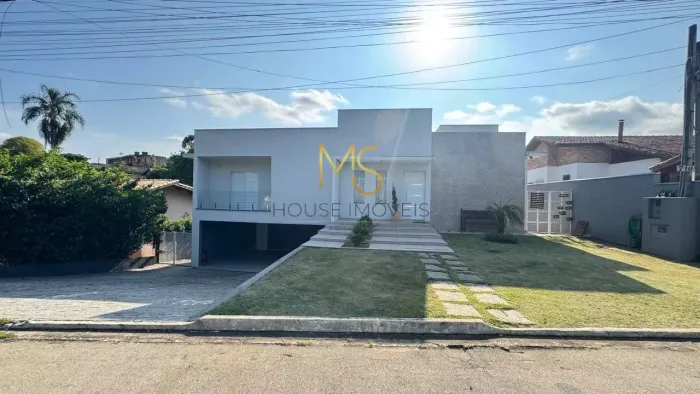 Condomínio Colinas de Caucaia  Casa moderna, iluminada e com lazer completo!