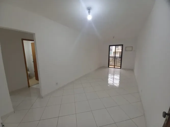 Imóvel para aluguel com 64 metros quadrados com 2 quartos em Taquara - Rio de Janeiro - RJ