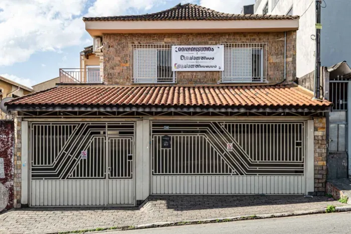 Sala comercial na Alameda Yayá, 1340 17 m²