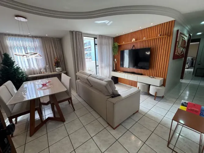 APARTAMENTO COM VISTA PARA O MAR À VENDA NO BESSA!