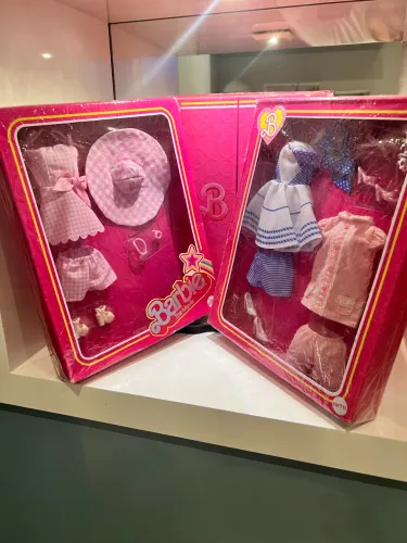 Barbie The Movie LOOKS raro