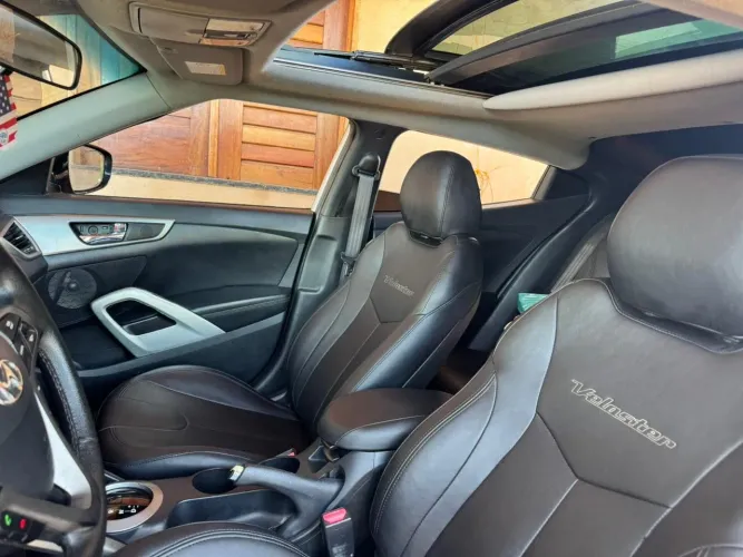 Hyundai Veloster 1.6 16V 140cv Aut. 2013