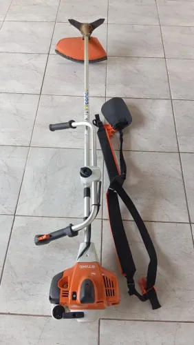 Roçadeira Stihl FS221