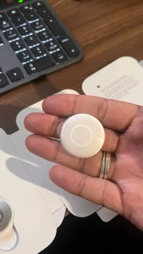 Vendo 2 AirTags Apple (1ª Geração) Originais - Apenas as 2 unidades juntas
