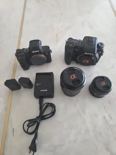 Máquina fotográfica SONY ALPHA a7 III