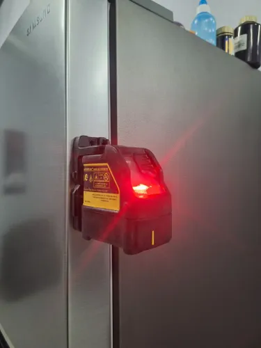 Nível A Laser Dewalt Dw088k Vermelho Autonivelante 15m